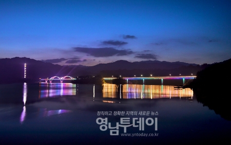 김천부항댐, 야간 관광명소로 발돋움