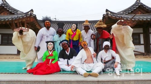 유네스코 세계유산의 도시 안동, 신명 나는 한국의 탈춤 한마당 열린다 -하회별신굿탈놀이
