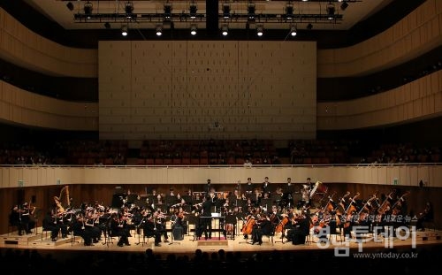 대구시향 2.28민주운동 63주년 기념 음악회 공연 모습
